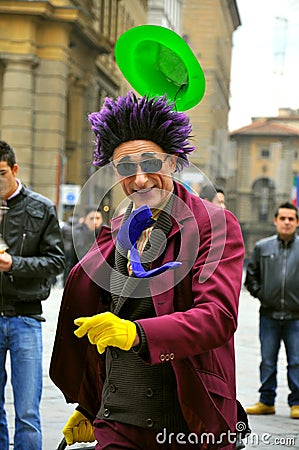 Funny street artist in Italy Editorial Stock Photo