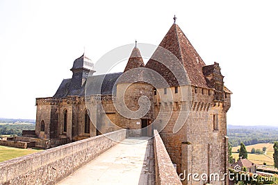 Gatehouse chateau de biron, dordogne france