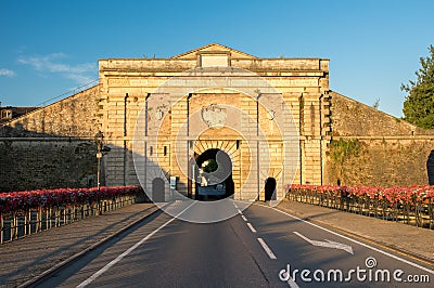 Gates in town on Lake Garda, Peschiera del Garda Stock Photo