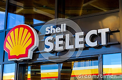 Geseke, Germany - August 07, 2021: A Shell Select logo at Shell gas station Editorial Stock Photo
