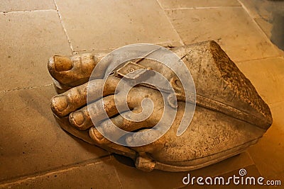 Giant foot sculpture wearing a sandal at chatsworth house derbyshire Editorial Stock Photo