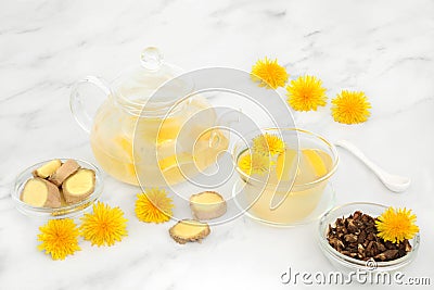Ginger Dandelion and Lemon Tea for Immune Support Stock Photo