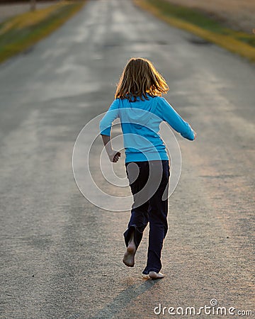 Girl Running Away Royalty Free Stock Photos - Image: 9068048