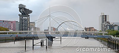 Glasgow, Scotland, UK, October 1st 2022, Clydeport Crane at Finnieston next to the Clyde Arc and Bells Bridge in Glasgow Editorial Stock Photo