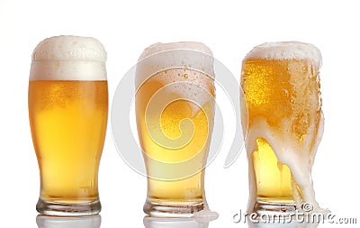 https://thumbs.dreamstime.com/x/glasses-beer-19909104.jpg