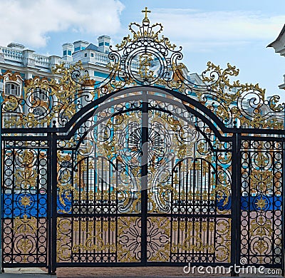 Gold gate, entrance to Catherine's Palace, St. Petersburg Stock Photo
