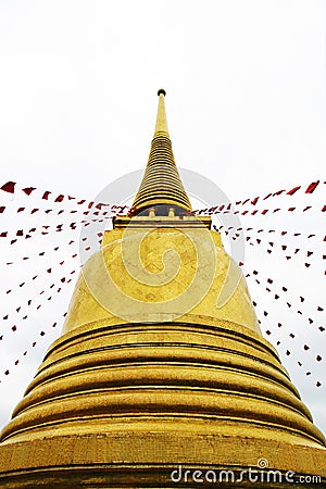 Golden chedi Stock Photo