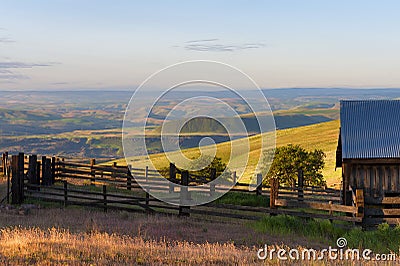 Golden Hour at The Dallas Mountain Ranch at Columbia Hills State Stock Photo