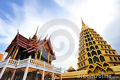 Golden Pagoda at Wat Tha-it Stock Photo
