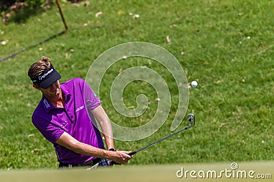 Golf Professional David Lynn Chipping Editorial Stock Photo