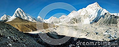 Gorak Shep village and Kala Patthar Stock Photo