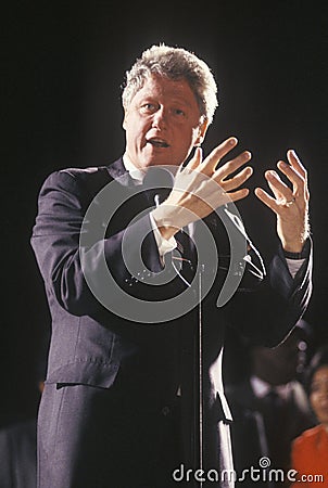 Governor Bill Clinton speaks at a Texas campaign rally in 1992 on his final day of campaigning in Ft. Worth, Texas Editorial Stock Photo