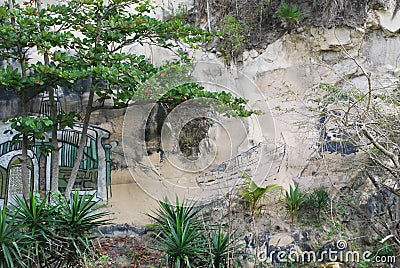 Graffiti on rocks in rural Cuba commemorating Cuban revolution Editorial Stock Photo