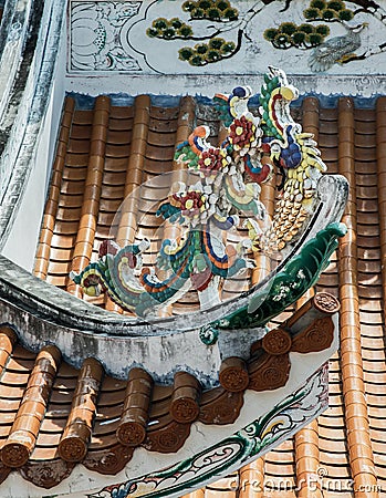 Grand roof architecture of Chinese style temple in Wihan Thep Sathit Phra Ki Ti Chaloem Stock Photo