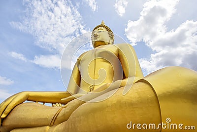 Great buddhists in thai&blue sky_ Angtong Wat Muang Stock Photo