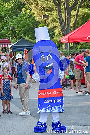 Great Clips Mascot at the Milwaukee County Zoo Editorial Stock Photo