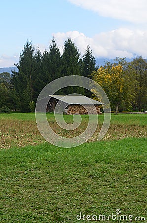 Great photo of an Italian structure in the countryside Stock Photo