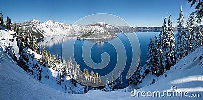 Great shot of crater lake Oregon Stock Photo