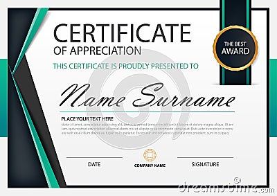 Green Elegance horizontal certificate with Vector illustration ,white frame certificate template with clean and modern pattern Vector Illustration