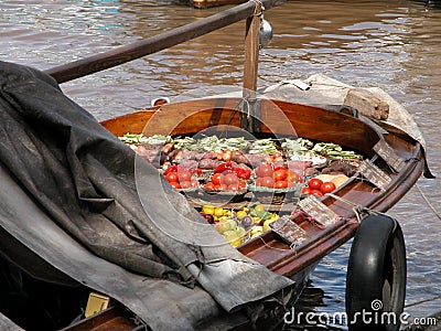 Greengrocery on wooden floating boat, in Tigre Delta Stock Photo