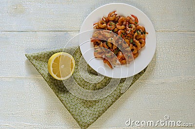 GRILLED HONEY GARLIC SHRIMP AT PLATE from above Stock Photo