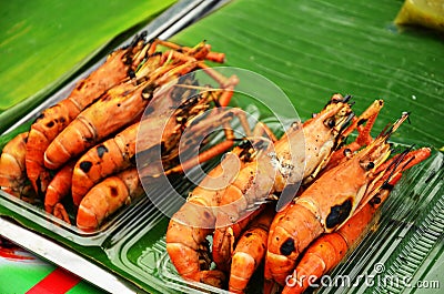 Grilled prawns at Bangnamphung Floating Market Stock Photo