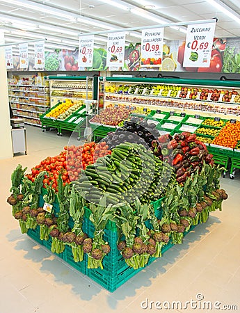 Grocery vegetables store Editorial Stock Photo