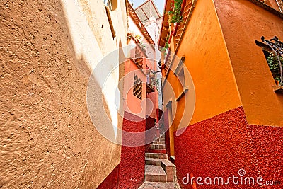 Guanajuato, famous Alley of the Kiss Callejon del Beso Stock Photo