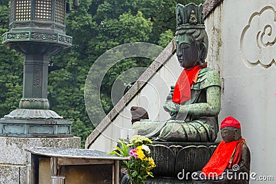 Guanyin (Chinese Goddess) atOsu Kannon temple in Nagoya Stock Photo
