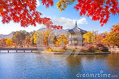 Gyeongbokgung palace with Maple leaves, Seoul, South Korea Stock Photo