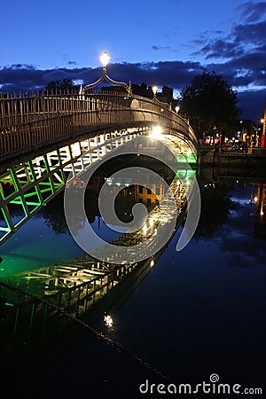 Ha' penny bridge on the Liffey, Dublin Stock Photo