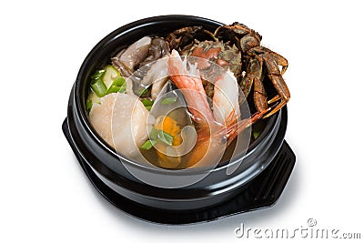 Hae-mul-tang soup with assorted seafood & vegatable Stock Photo