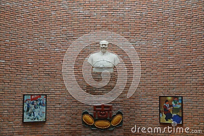 A Half-length statue of the great leader Mao Zedong in a museum, Sichuan, China Editorial Stock Photo