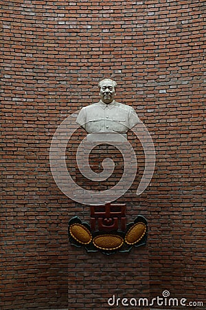 A Half-length statue of the great leader Mao Zedong in a museum, Sichuan, China Editorial Stock Photo