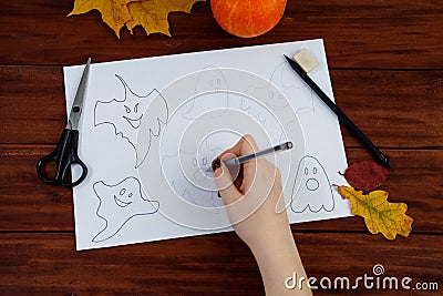 Halloween DIY. Step by step instructions on how to draw funny ghosts. Stock Photo