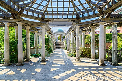 Hampstead Pergola and Hill Garden Stock Photo