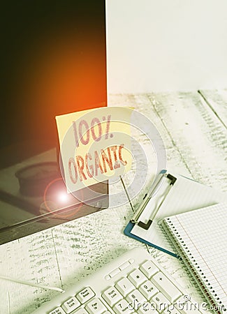 Handwriting text writing 100 Percent Organic. Concept meaning ingredients are certified no artificial food additives Note paper Stock Photo