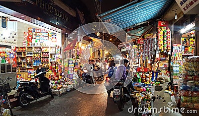 Hanoi, Vietnam - 20 Feb, 2017 : Unidentified people looking at Editorial Stock Photo