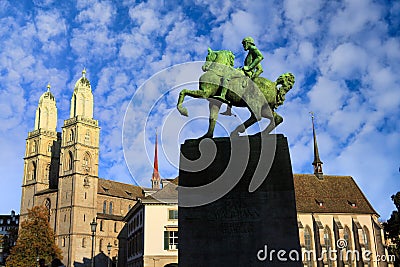 The Hans Waldmann Monument and Grossmunster Protestant Church Stock Photo