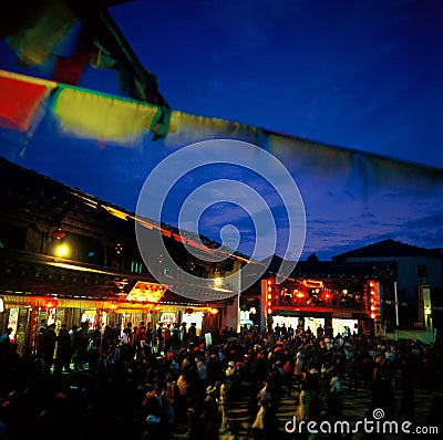 Happy Tibetan dancing @ Shangri-La Stock Photo