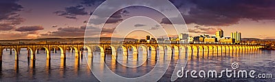 Harrisburg, Pennsylvania railroad bridge and skyline Stock Photo