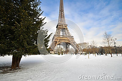 Heavy snowfall in Paris Stock Photo