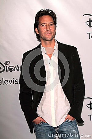 Henry Ian Cusick at the Disney ABC Editorial Stock Photo