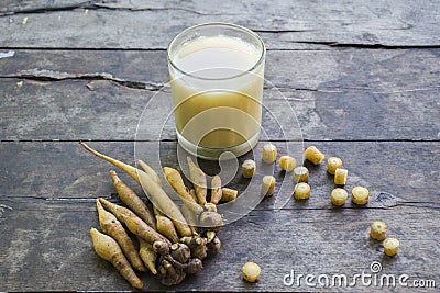 Herbal drink glass Kaempferia extracts and Fresh Krachai Stock Photo