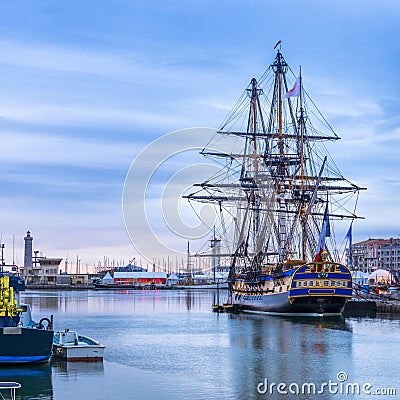 In the early morning, in the port of SÃ¨te, during a demonstration, gathering old rigs. Stock Photo