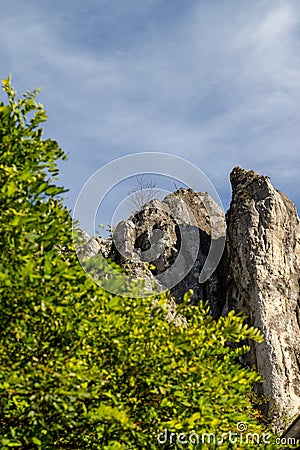High rocks in the village Essing in Bavaria, Germany at the Altmuehl river Stock Photo