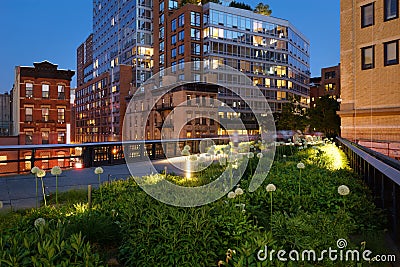 The Highline at twilight in Summer near 10th Avenue and 17th Street Chelsea, New York City Stock Photo