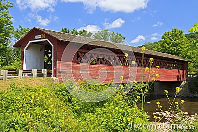 Henry Covered Bridge in Bennington, VT Stock Photo