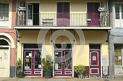 Historic old home in French Quarter of New Orleans, Louisiana sells antiques Editorial Stock Photo