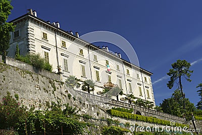 Historic Villa Melzi along the Martesana cycleway at Vaprio Stock Photo